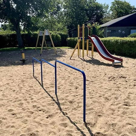 In Dune Area Of Sint Maartenszee Tatil Evi